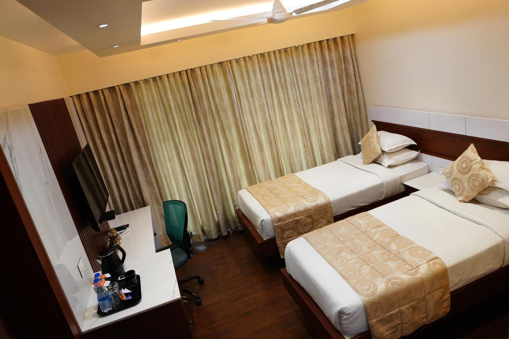 Chola Serviced Apartment Tiruchirappalli Exterior foto