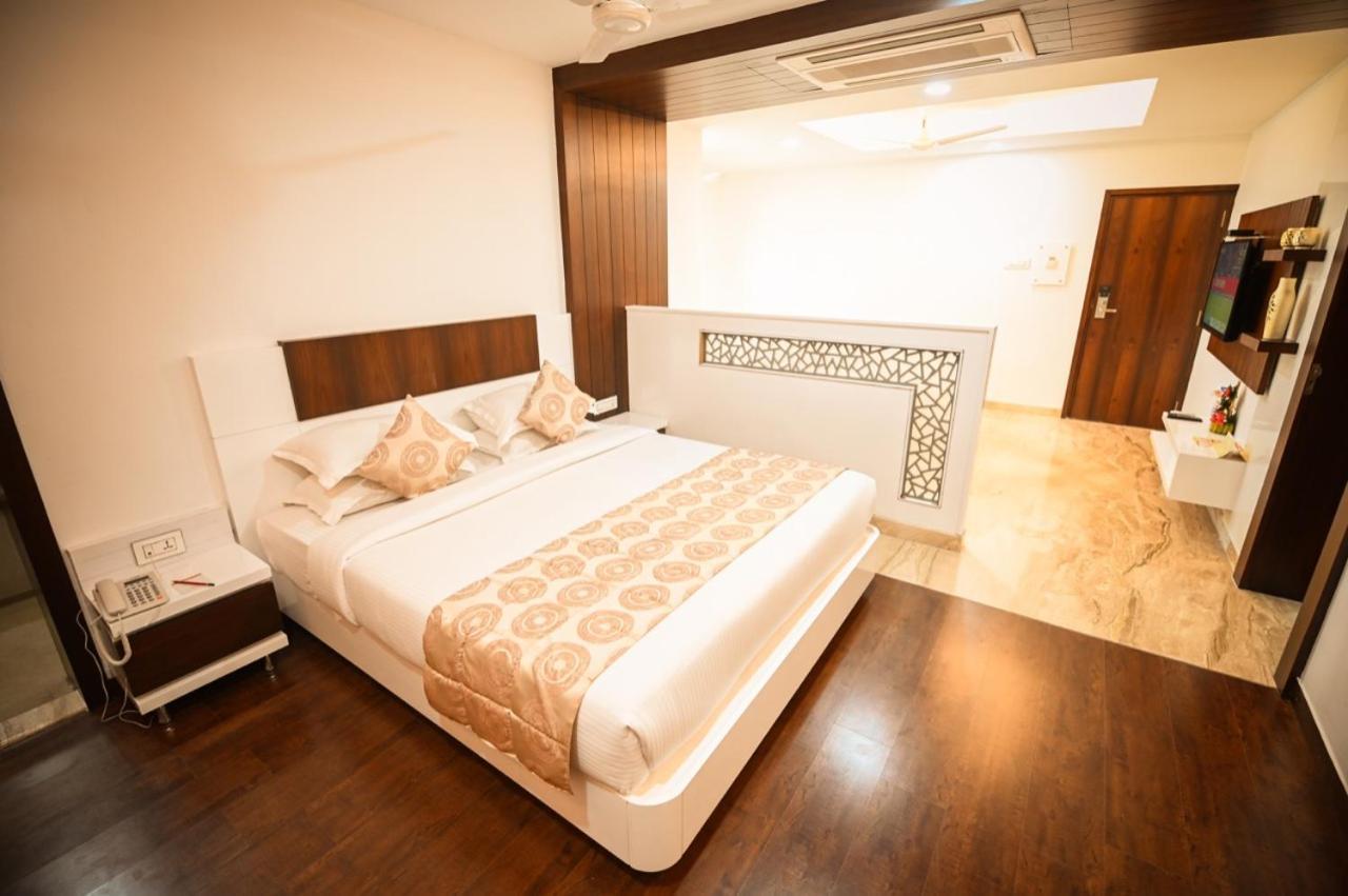 Chola Serviced Apartment Tiruchirappalli Exterior foto